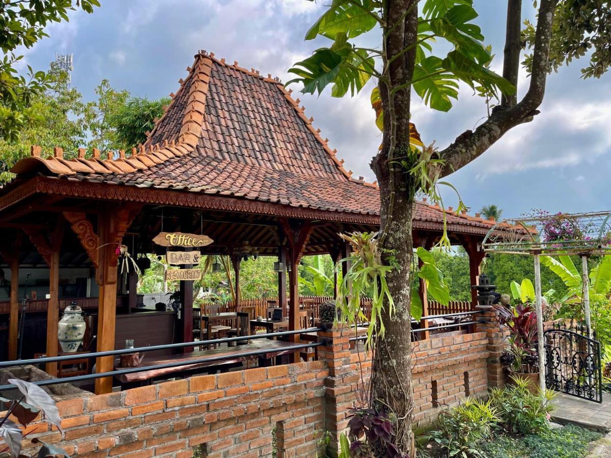The Sangkih Restaurant & Bar लॉज Munduk (Bali)
